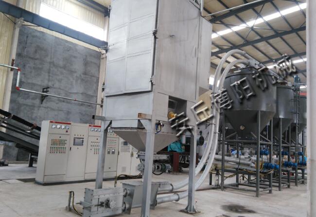 粉煤灰噸袋拆包機(jī)還可以應(yīng)用于哪些行業(yè)？