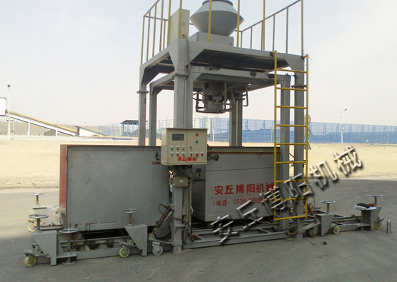 論橡膠粉噸袋包裝機(jī)（噸袋包裝秤）的優(yōu)點(diǎn)？