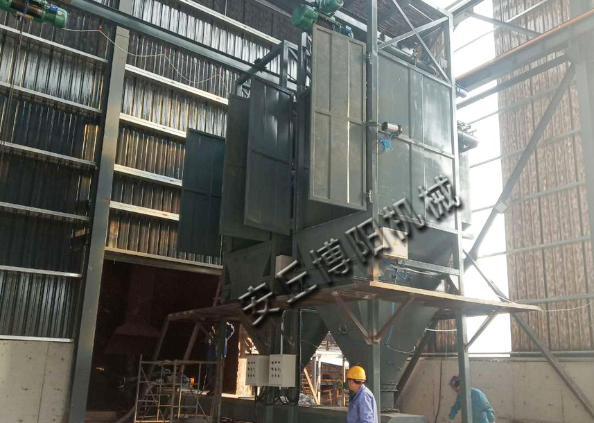 安丘博陽(yáng)噸袋拆包機(jī)客戶處理粉粒物料的卸料作業(yè)