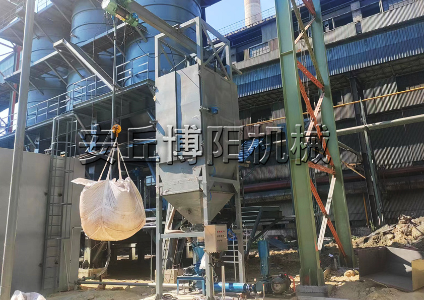 硫酸銨噸袋拆包機(jī)為啥被廣泛應(yīng)用于袋裝粉粒物料？