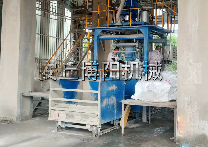 水泥砂漿噸袋包裝機(jī)相對(duì)于人工包裝優(yōu)勢(shì)有哪些？