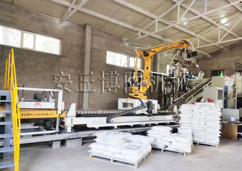 氫氧化鈉全自動拆包機的性能特點有哪些呢？