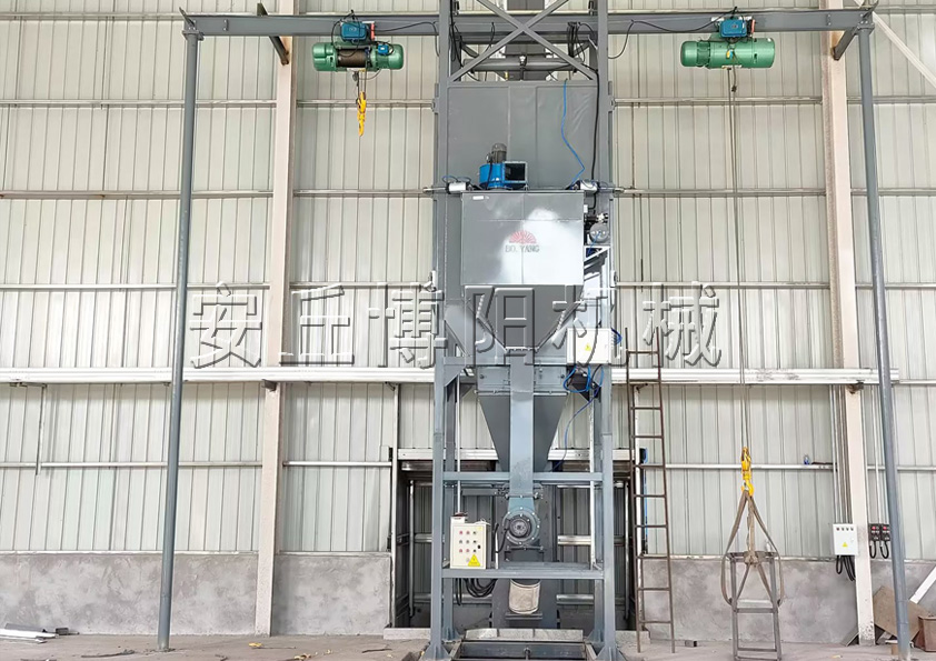 安丘博陽機(jī)械陶瓷粉噸袋破袋機(jī)的特點是什么呢？