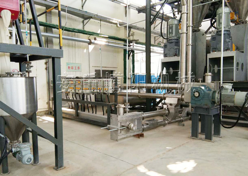 硫磺管鏈輸送機(jī)為什么特別適用于硫磺輸送作業(yè)?